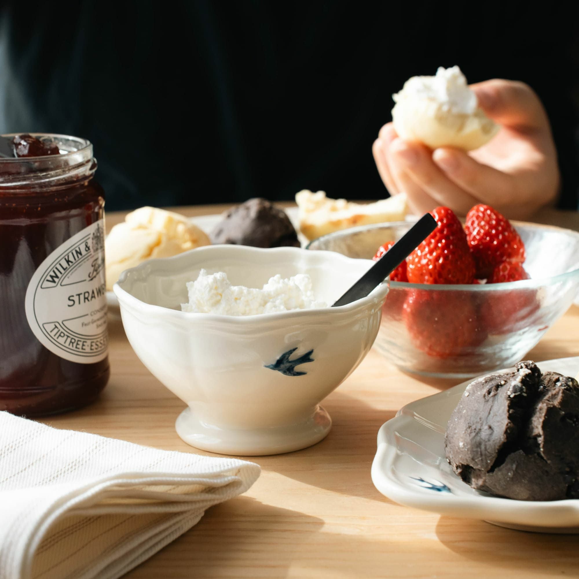 スタジオエム・かもしか道具店をはじめとする人気の小鉢・豆皿各種はこちら