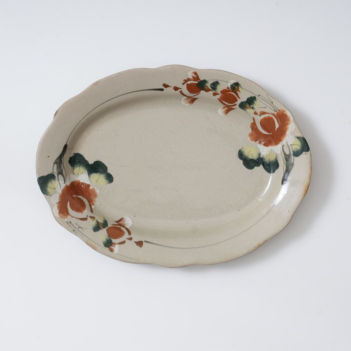 ベトナム南部で古くから焼かれていた陶器「ソンベ焼」を、個別販売して