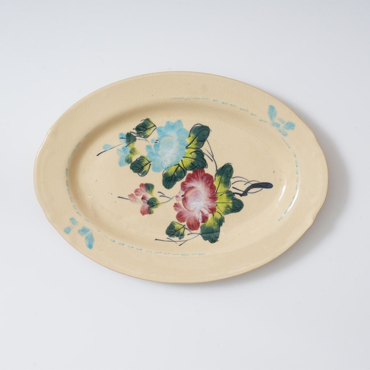 ベトナム南部で古くから焼かれていた陶器「ソンベ焼」を、個別販売して