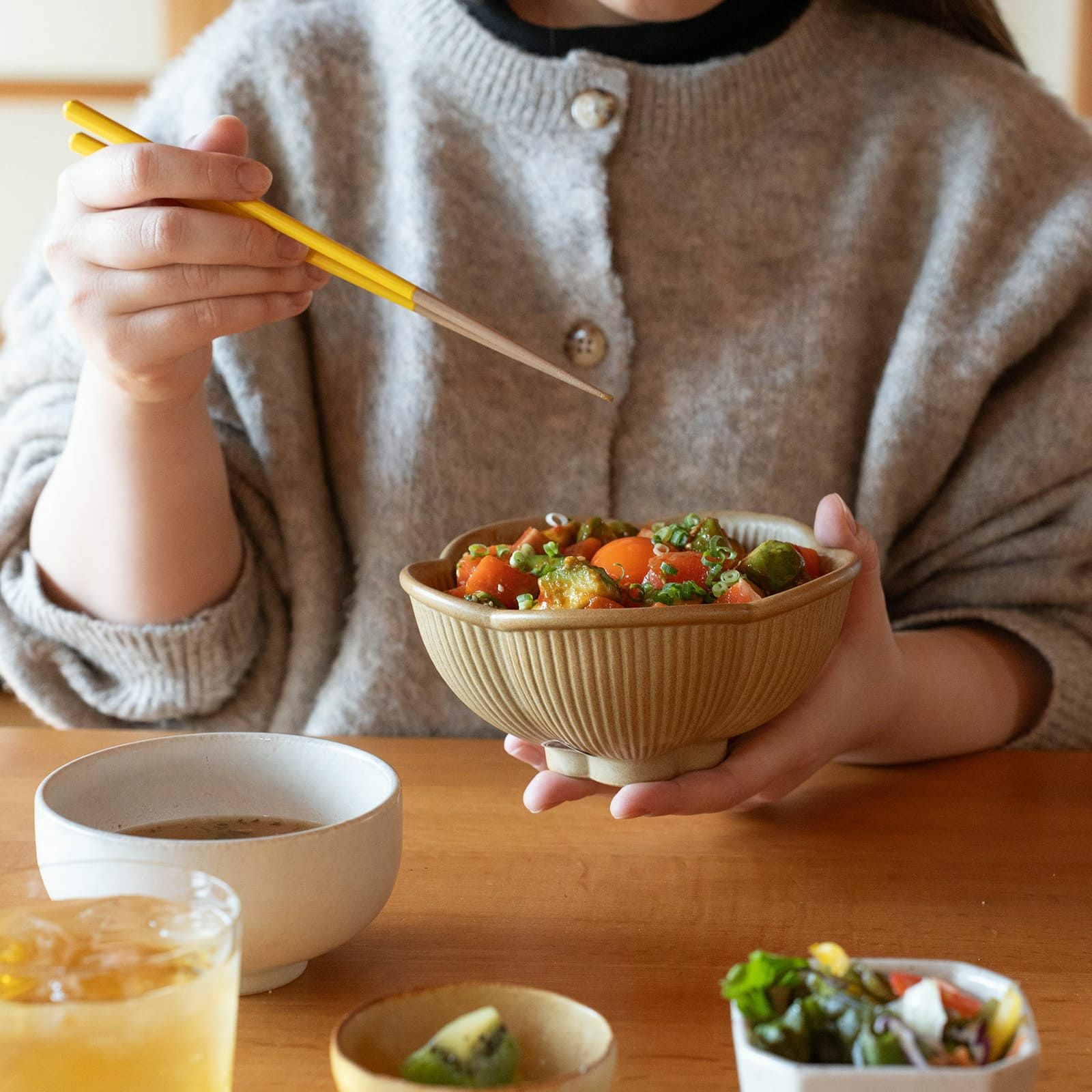 studio m' フルロン 花形5.5寸丼 宅配便指定 | シキとサイ