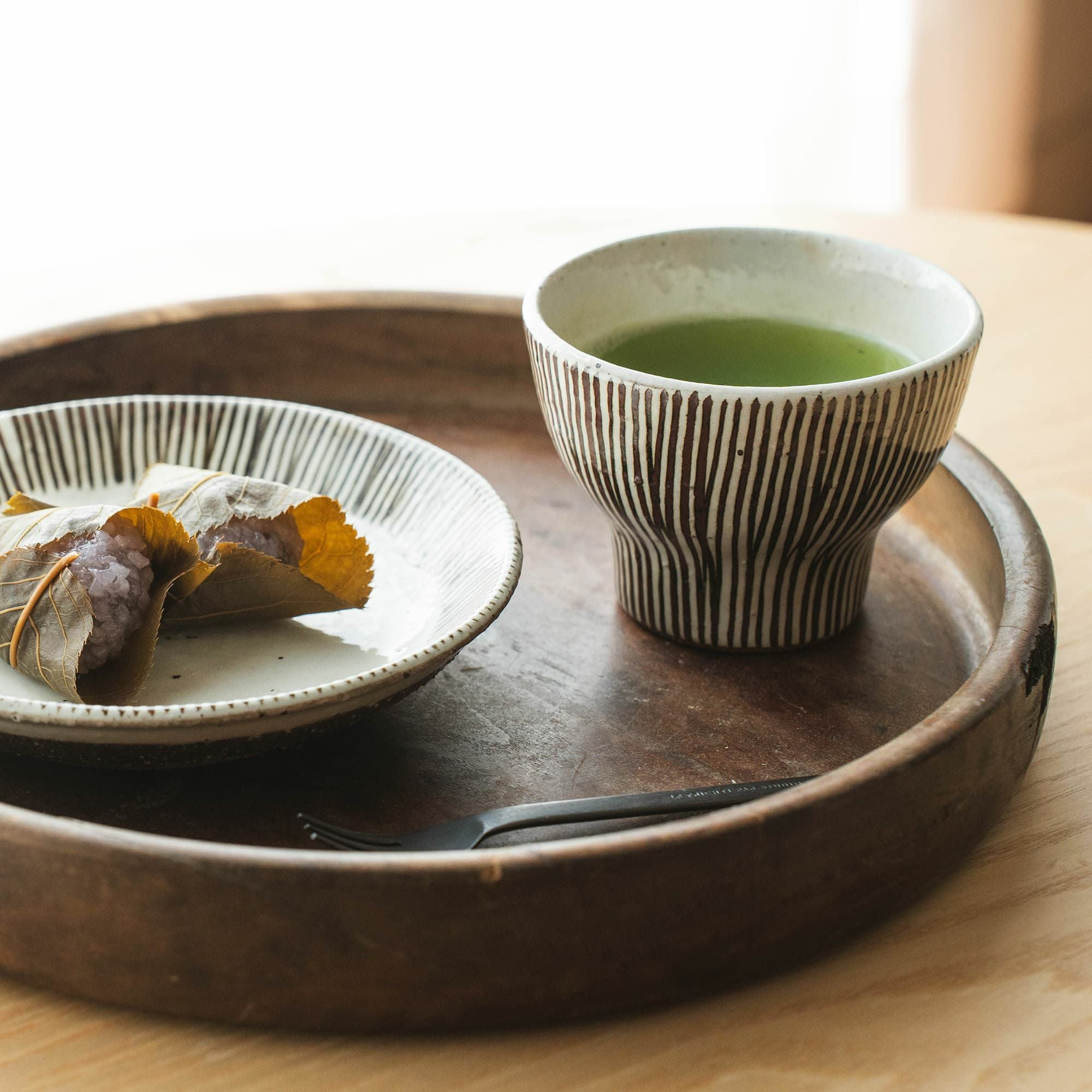 BARBAR サビ十草 反り湯呑み 宅配便指定 | シキとサイ