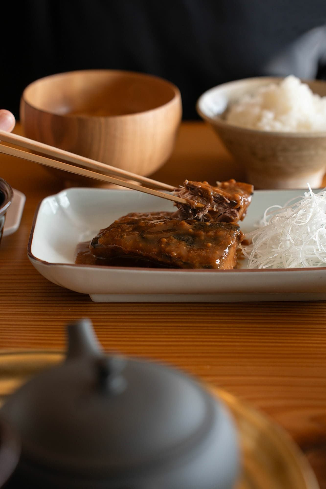 東屋 木瓜角皿 長角宅配便指定 | シキとサイ